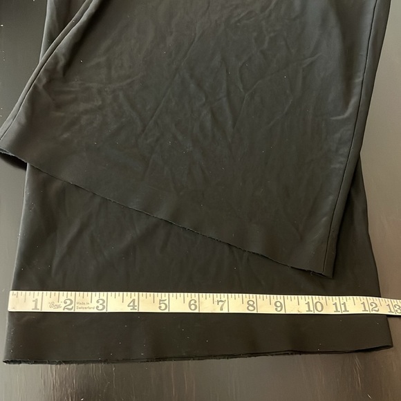 Norma Kamali Cross back Cropped Jumpsuit in Black size M - Picture 11 of 16